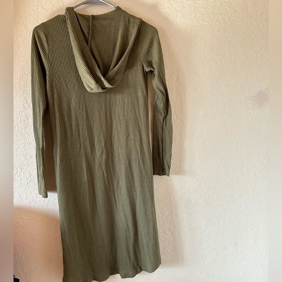 Forever 21 Olive green Cardigan💚 - Picture 6 of 7